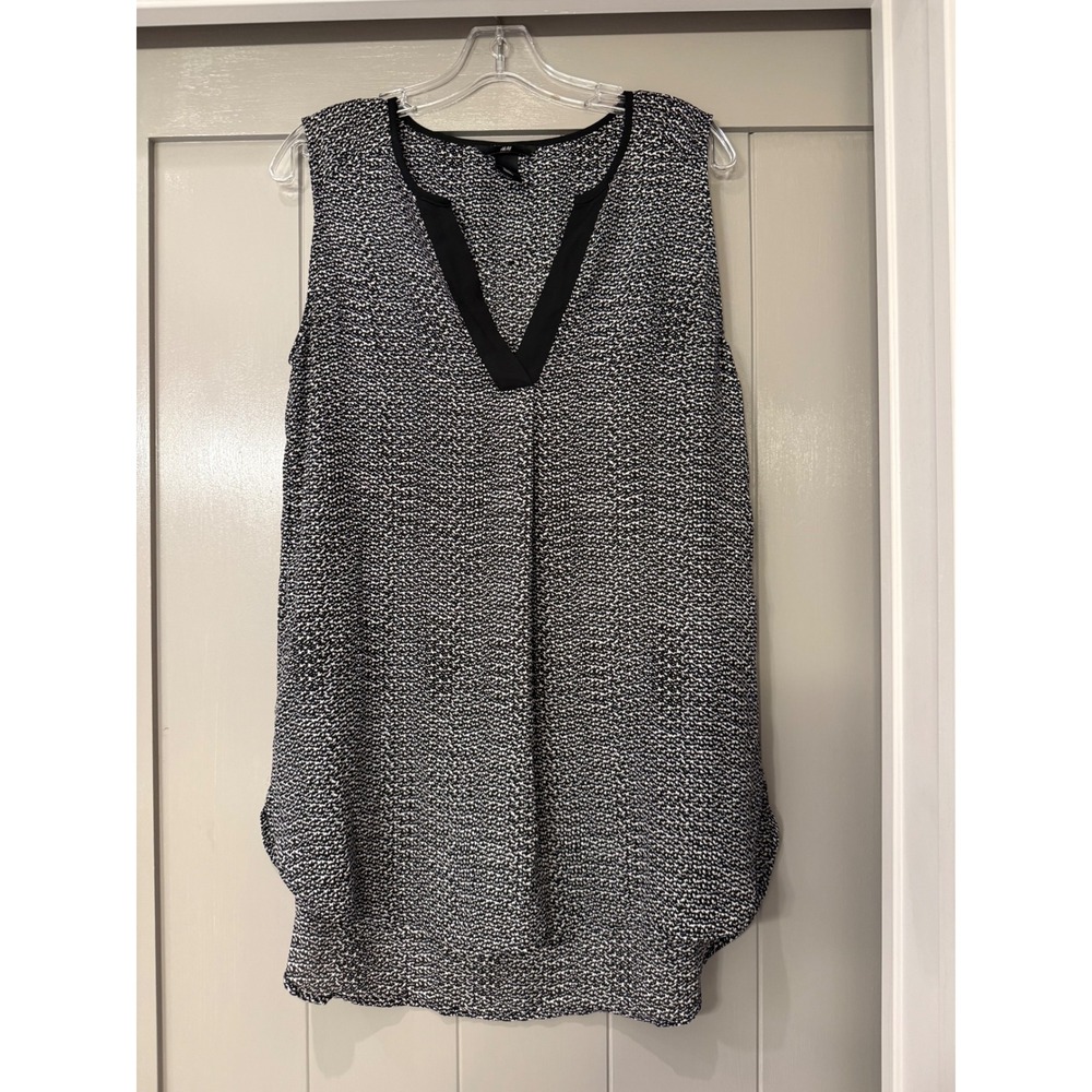 H&M Womens Black White Micro Print Split V-Neck Sleeveless Tunic Blouse Size 8
